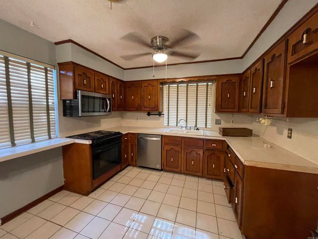 3000 Stephanie Dr, Little Rock, AR 72206