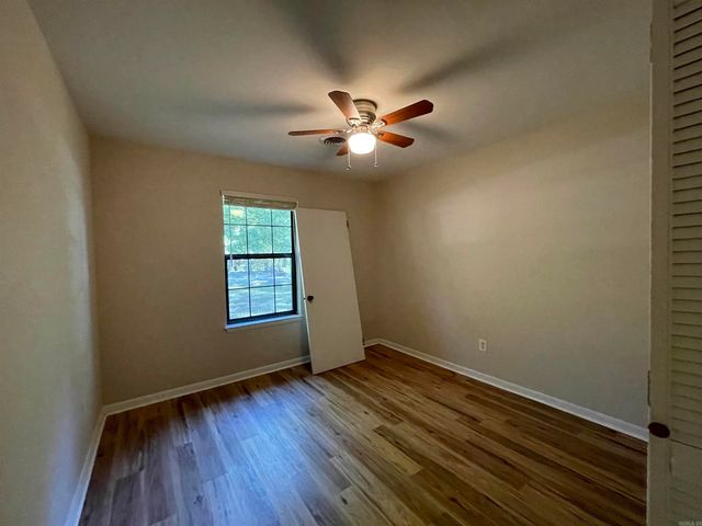 3000 Stephanie Dr, Little Rock, AR 72206