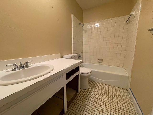 3000 Stephanie Dr, Little Rock, AR 72206