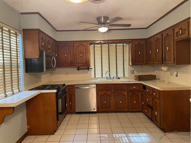 3000 Stephanie Dr, Little Rock, AR 72206