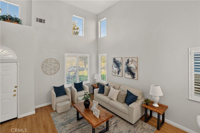 580 E Hazeltine, Ontario, CA 91761