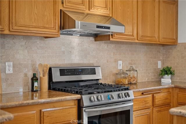 580 E Hazeltine, Ontario, CA 91761