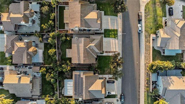 580 E Hazeltine, Ontario, CA 91761