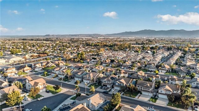 580 E Hazeltine, Ontario, CA 91761