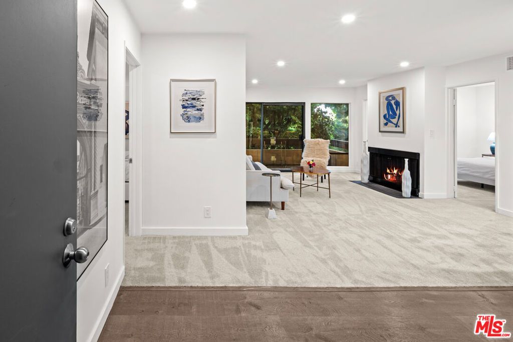 950 N Kings Road 209, West Hollywood, CA 90069 — photo 2