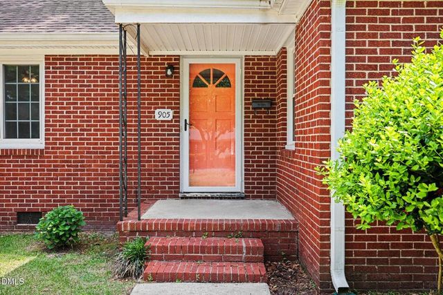 905 S Vermont Street, Smithfield, NC 27577