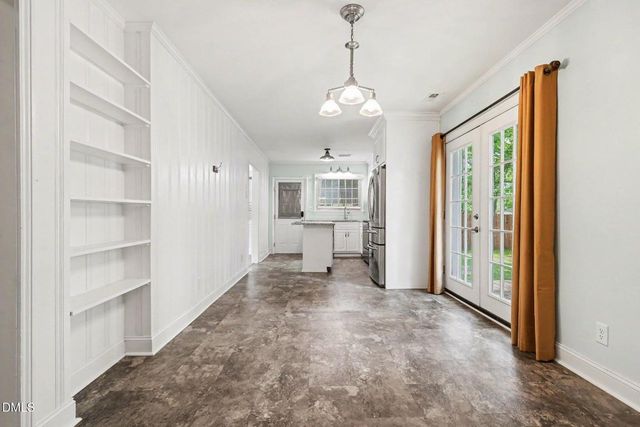 905 S Vermont Street, Smithfield, NC 27577