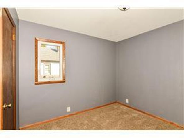 5524 Humboldt Avenue N, Brooklyn Center, MN 55430