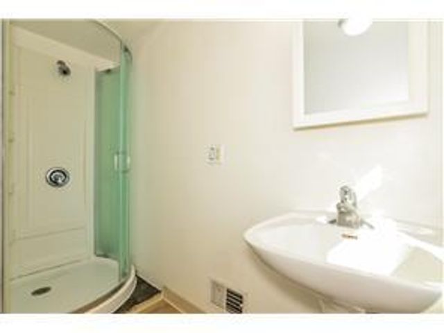 5524 Humboldt Avenue N, Brooklyn Center, MN 55430