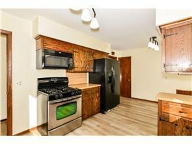 5524 Humboldt Avenue N, Brooklyn Center, MN 55430