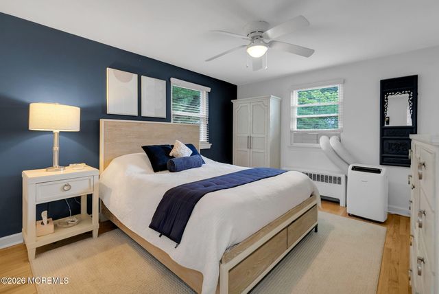 160 Manor Drive, Red Bank, NJ 07701