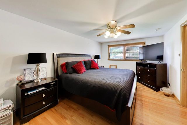 15535 University Avenue, Dolton, IL 60419