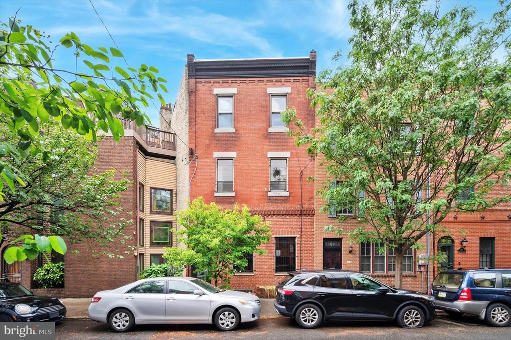 760 E PASSYUNK AVENUE, Philadelphia, PA 19147