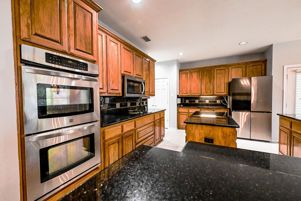 2389 Briarhill Boulevard, Highland Village, TX 75077 — photo 4