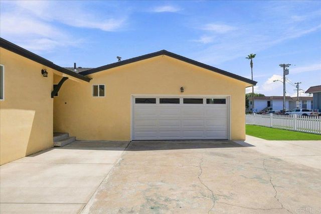 355 S 1st Street, El Cajon, CA 92019