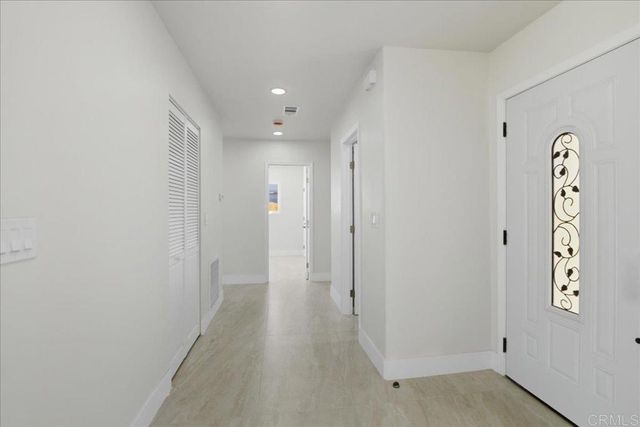355 S 1st Street, El Cajon, CA 92019