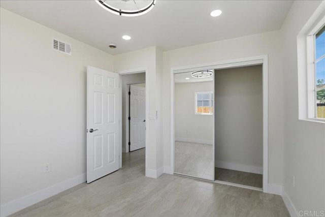 355 S 1st Street, El Cajon, CA 92019