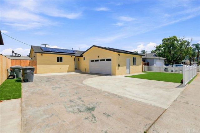 355 S 1st Street, El Cajon, CA 92019