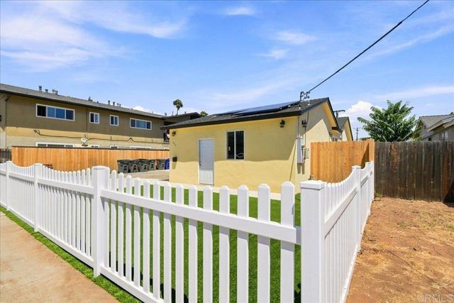 355 S 1st Street, El Cajon, CA 92019