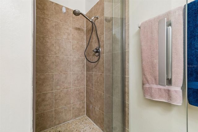 1904 CANTERBURY LANE 5, Sun City Center, FL 33573