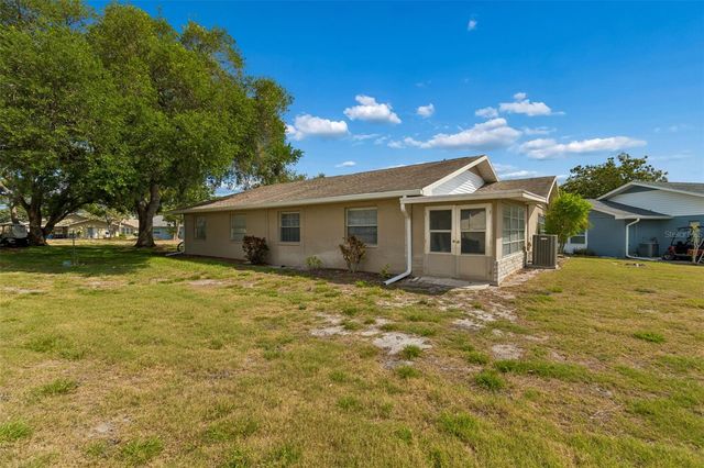 1904 CANTERBURY LANE 5, Sun City Center, FL 33573