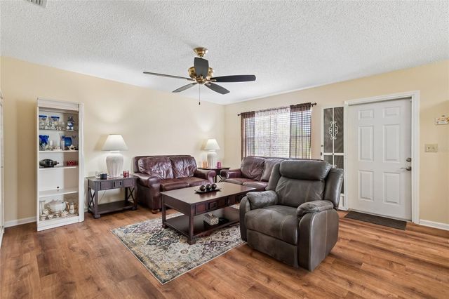 1904 CANTERBURY LANE 5, Sun City Center, FL 33573