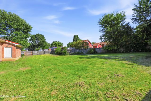 370 Concord Dr, Mt Washington, KY 40047