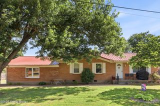 370 Concord Dr, Mt Washington, KY 40047