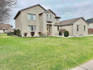 47630 Robins Nest Drive, Shelby Charter Township, MI 48315