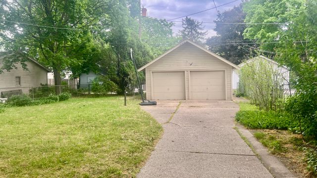 2209 Hancock Street, Rockford, IL 61103