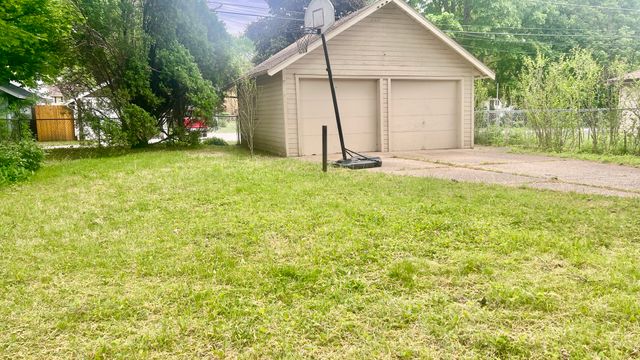 2209 Hancock Street, Rockford, IL 61103
