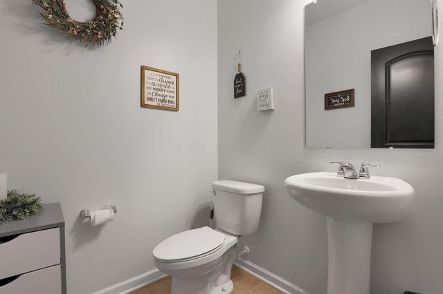 5520 Violet Street, South Bloomfield, OH 43103