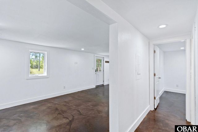 113 B and B Lane, Coinjock, NC 27923