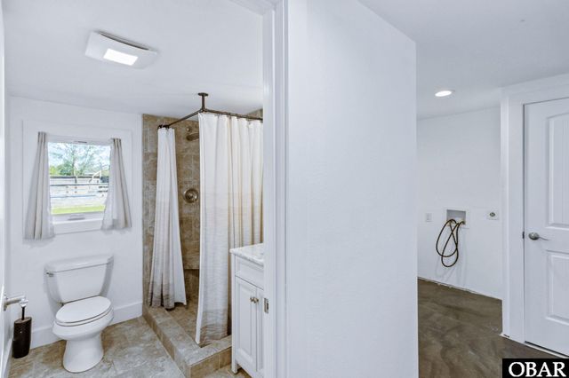 113 B and B Lane, Coinjock, NC 27923