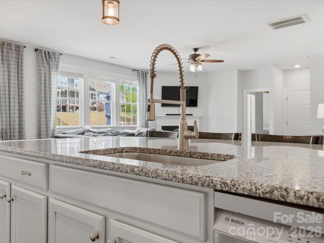 932 Twin Valley Way, Fort Mill, SC 29715