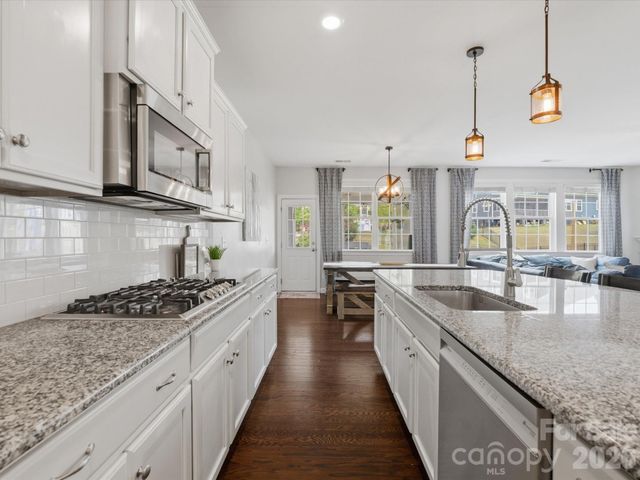 932 Twin Valley Way, Fort Mill, SC 29715