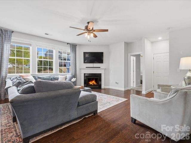 932 Twin Valley Way, Fort Mill, SC 29715