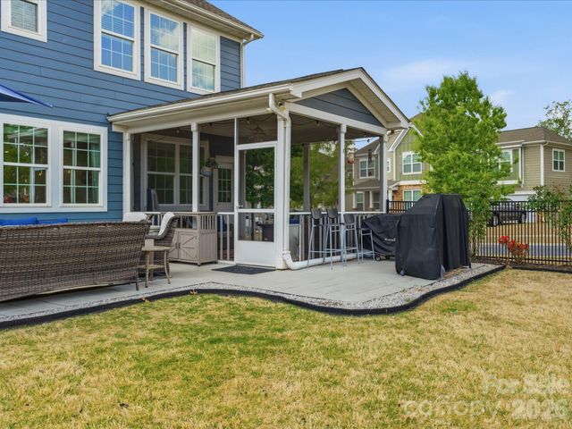 932 Twin Valley Way, Fort Mill, SC 29715