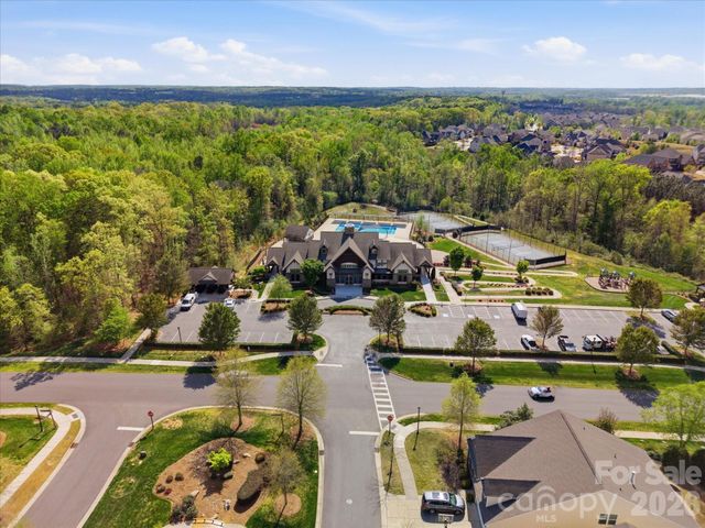 932 Twin Valley Way, Fort Mill, SC 29715