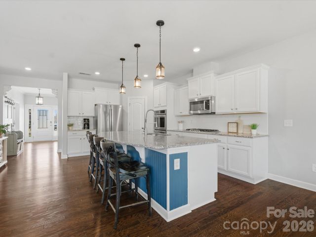 932 Twin Valley Way, Fort Mill, SC 29715