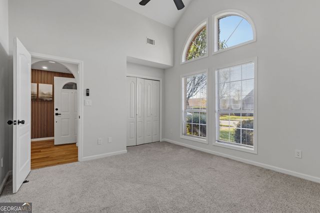 87 Park Ln, Warner Robins, GA 31093