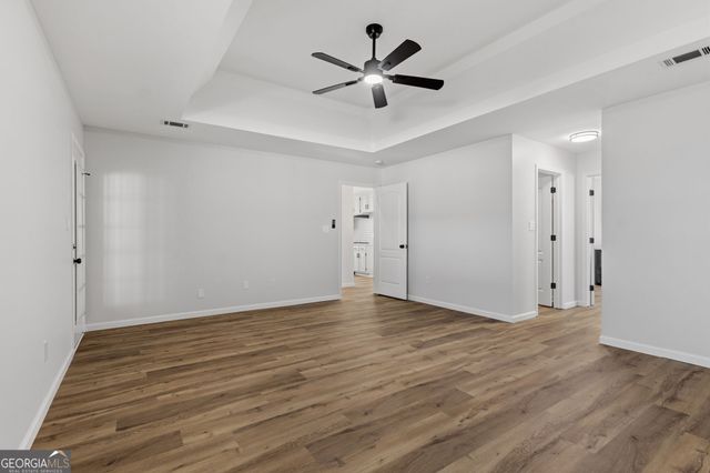 87 Park Ln, Warner Robins, GA 31093