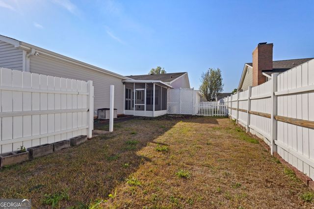 87 Park Ln, Warner Robins, GA 31093