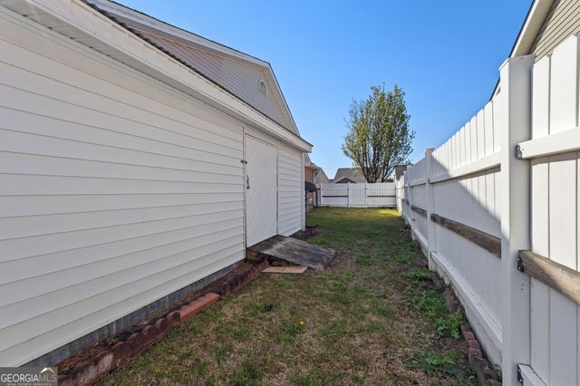 87 Park Ln, Warner Robins, GA 31093