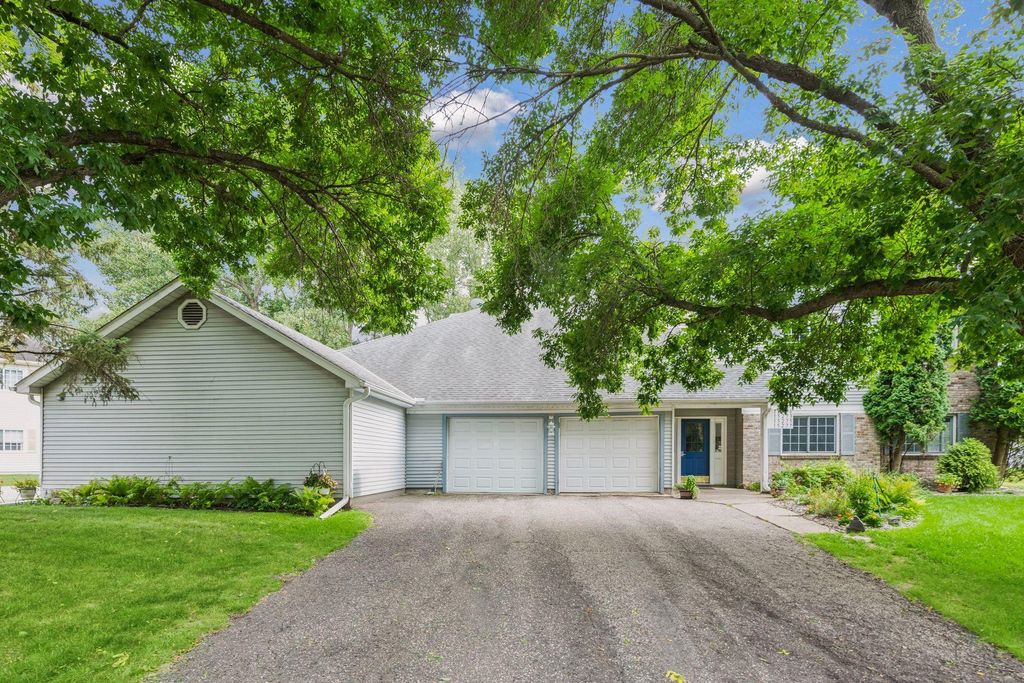 15275 Lesley Lane, Eden Prairie, MN 55346 — photo 3