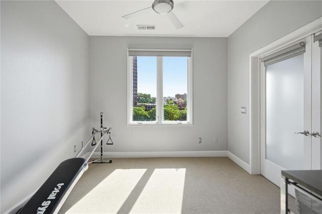 4521 Wornall Road 211, Kansas City, MO 64111