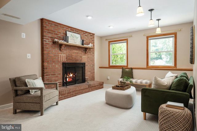 104 GROH LN, Annapolis, MD 21403