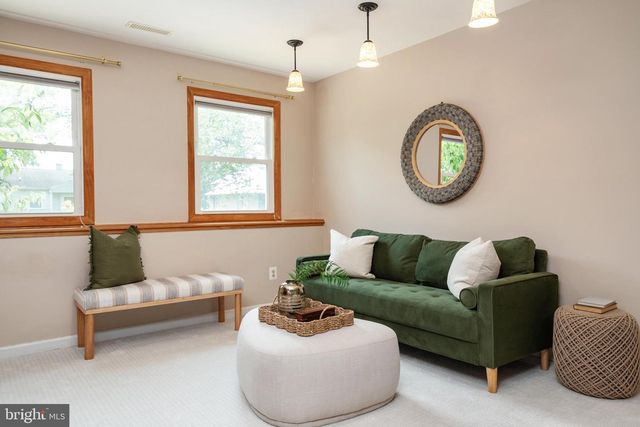 104 GROH LN, Annapolis, MD 21403