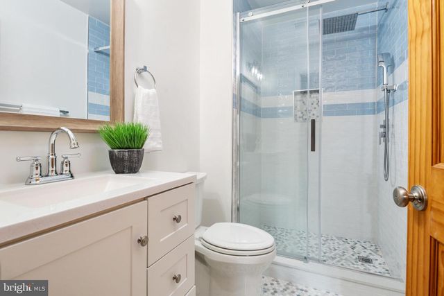 104 GROH LN, Annapolis, MD 21403