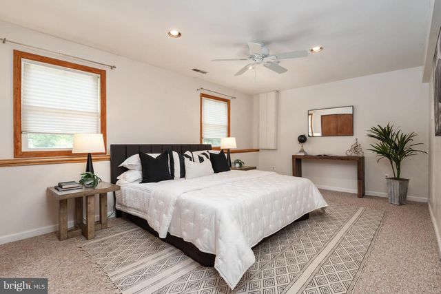 104 GROH LN, Annapolis, MD 21403